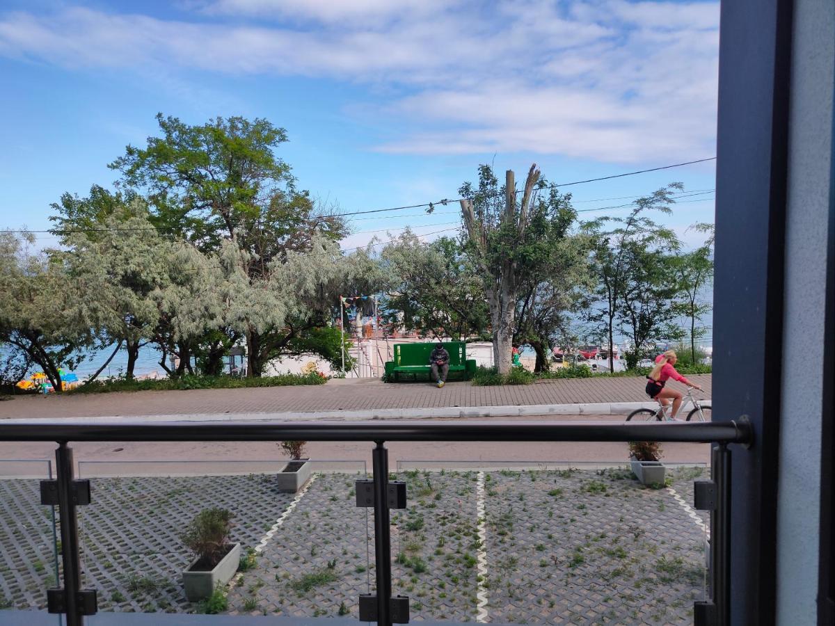 Апартаменты У Моря Magnit Первая Линия Odesa Exterior photo
