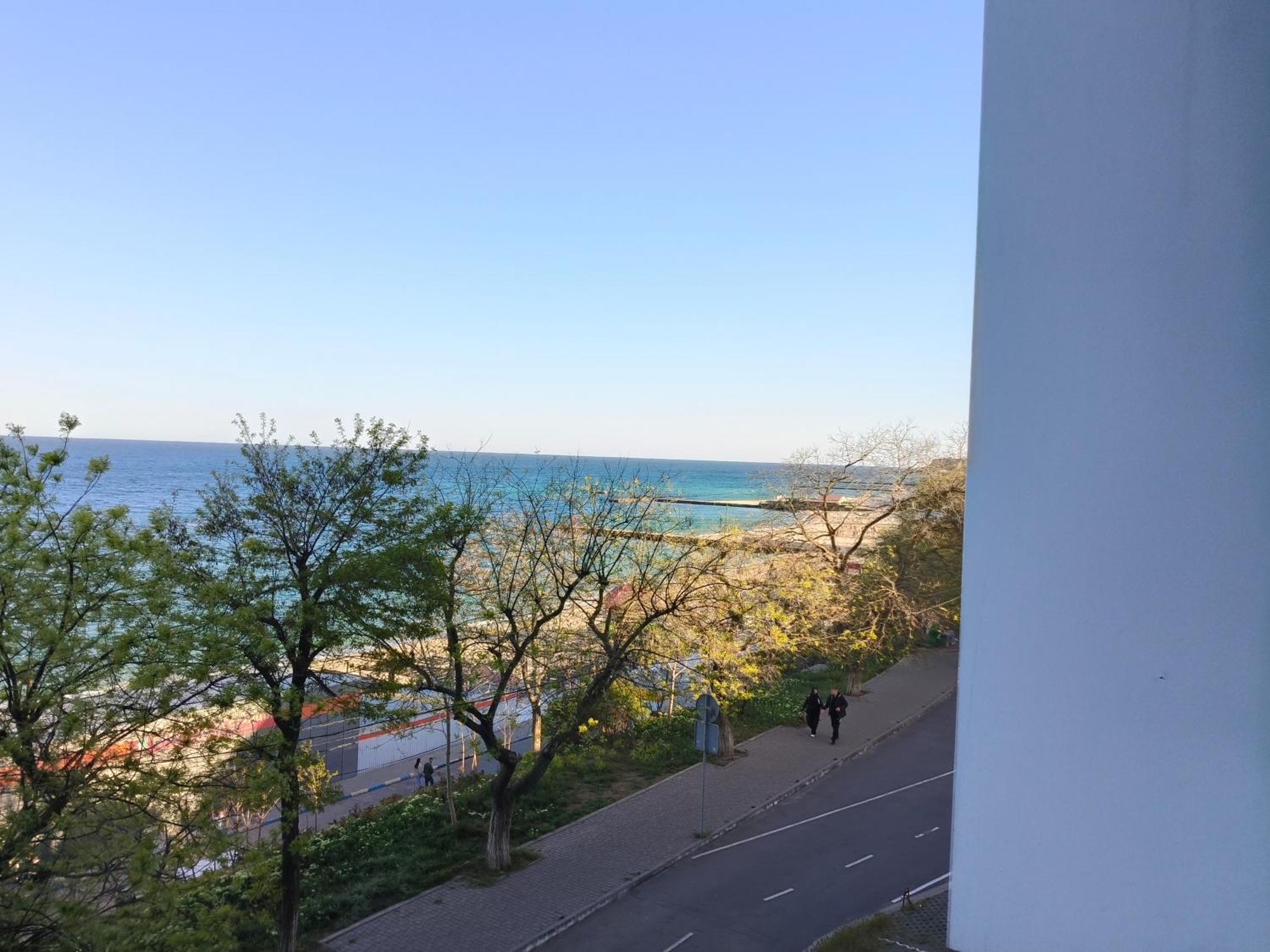 Апартаменты У Моря Magnit Первая Линия Odesa Exterior photo